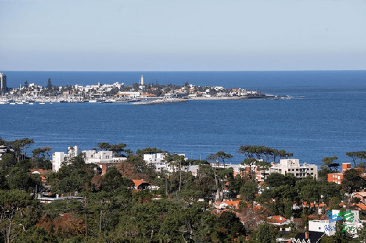 Apartamento ID.5561 - Apartamento A Estrenar En Punta Del Este  Ocean Drive Country Torre Ii  Piso 7 Con Cochera (traspaso)