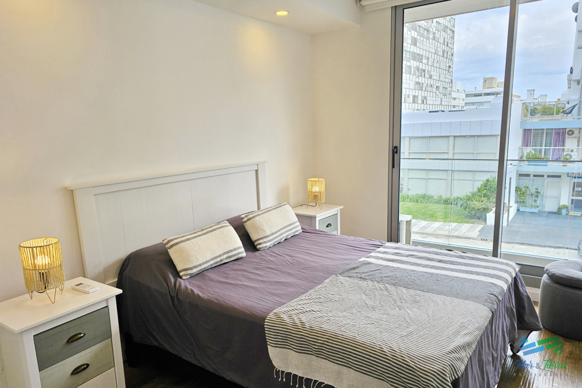 Apartamento ID.5007 - APARTAMENTO DISPONIBLE ALQUILER INVERNAL 2026, 1 DORMITORIO, EDIFICO MODERNO, PENÍNSULA, PUNTA DEL ESTE 