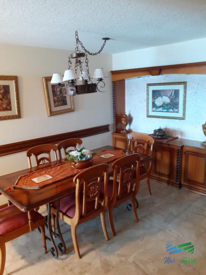 Apartamento ID.2851 - Apartamento en venta ubicado en primera línea al mar y en paradas de la mansa de Punta del Este.