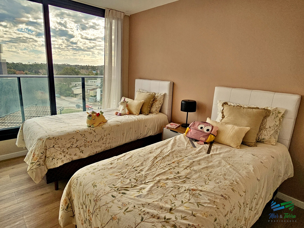 Apartamento ID.4703 - Venta de apartamento 3 dormitorios en complejo Atlántico, Maldonado, Punta del Este.