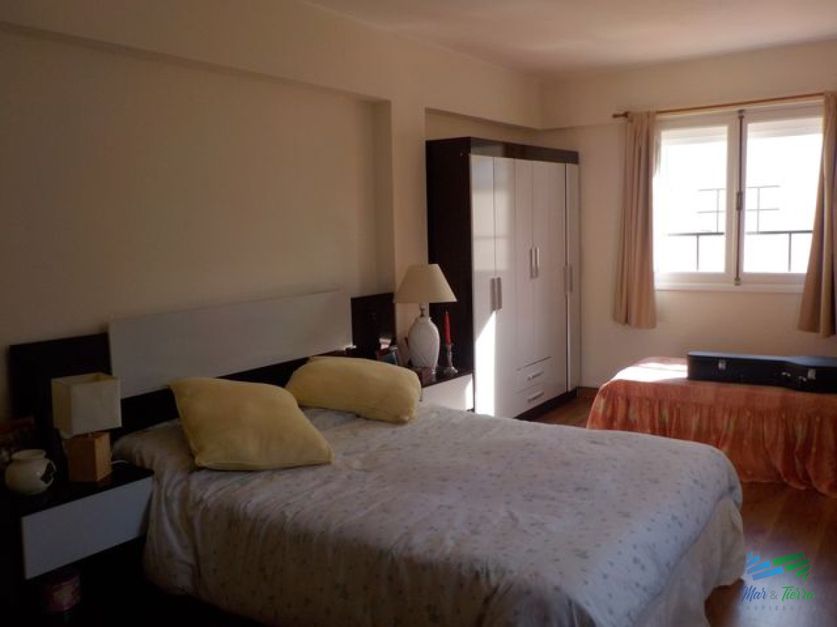Apartamento ID.2327 - Amplio apartamento en venta, zona Aidy Grill, Punta del Este 