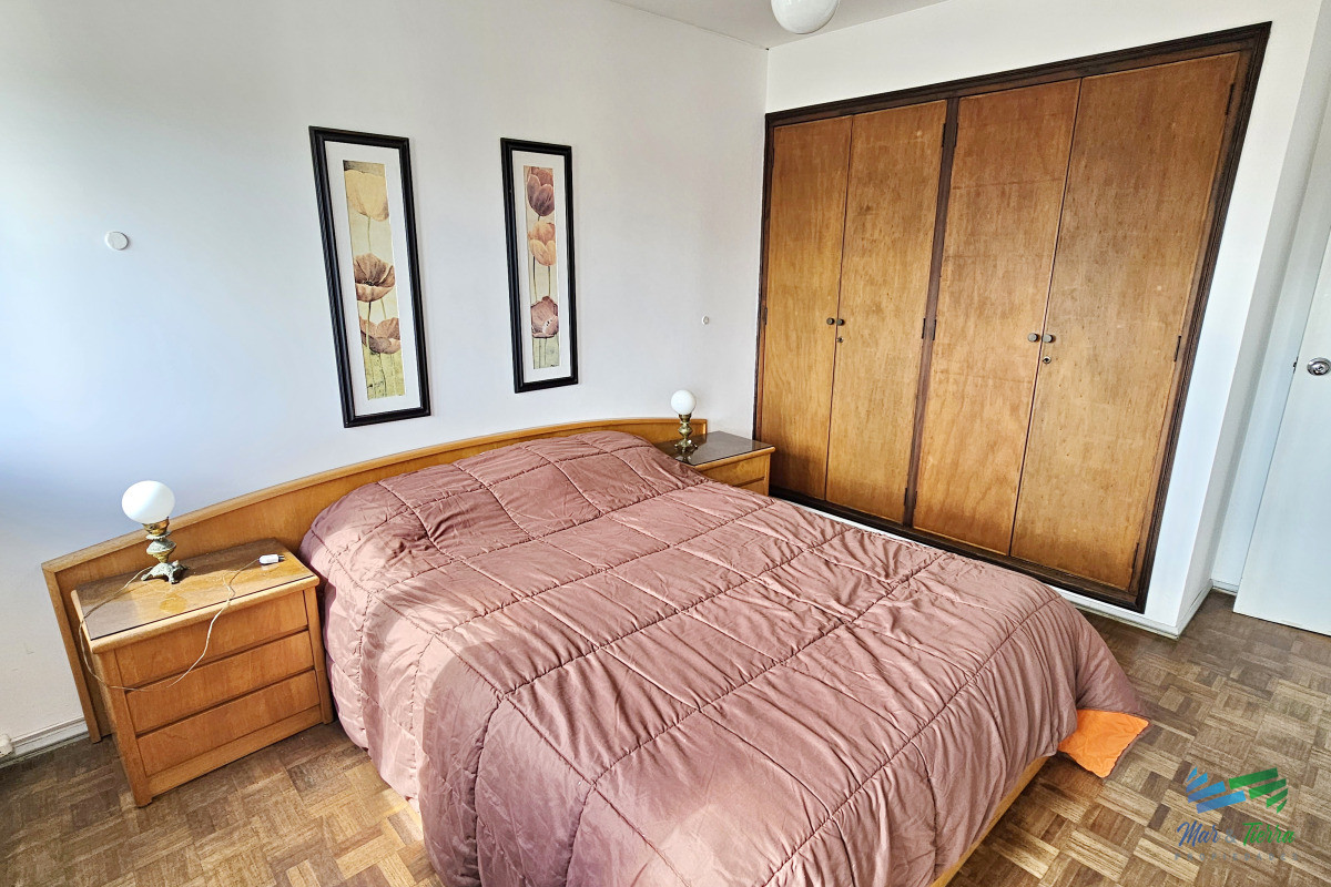 Apartamento ID.3358 - Vendo apartamento de 2 dormitorios. Aidy Grill, Punta del Este