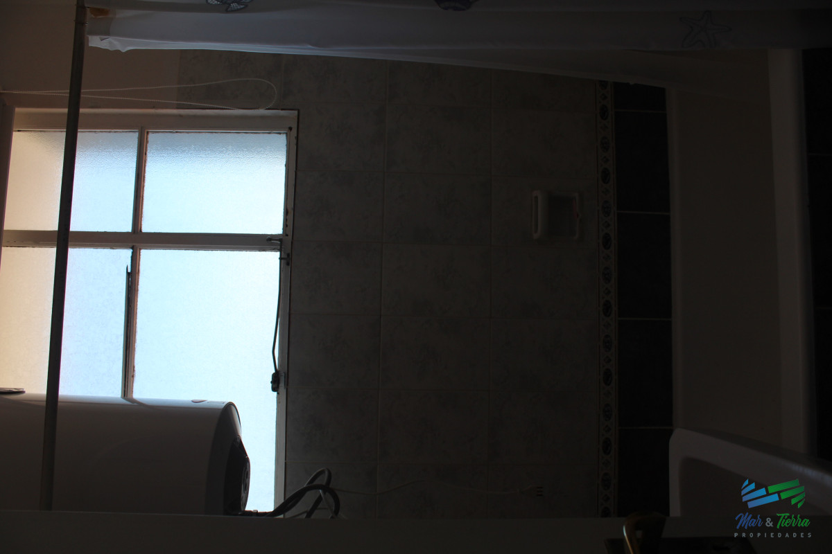 Apartamento ID.2668 - En venta, piso intermedio con vista despejada...