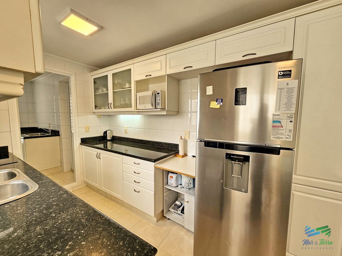 Apartamento ID.4440 - APARTAMENTO EN ALQUILER. TEMPORADA 2025, PLAYA MANSA, PUNTA DEL ESTE 