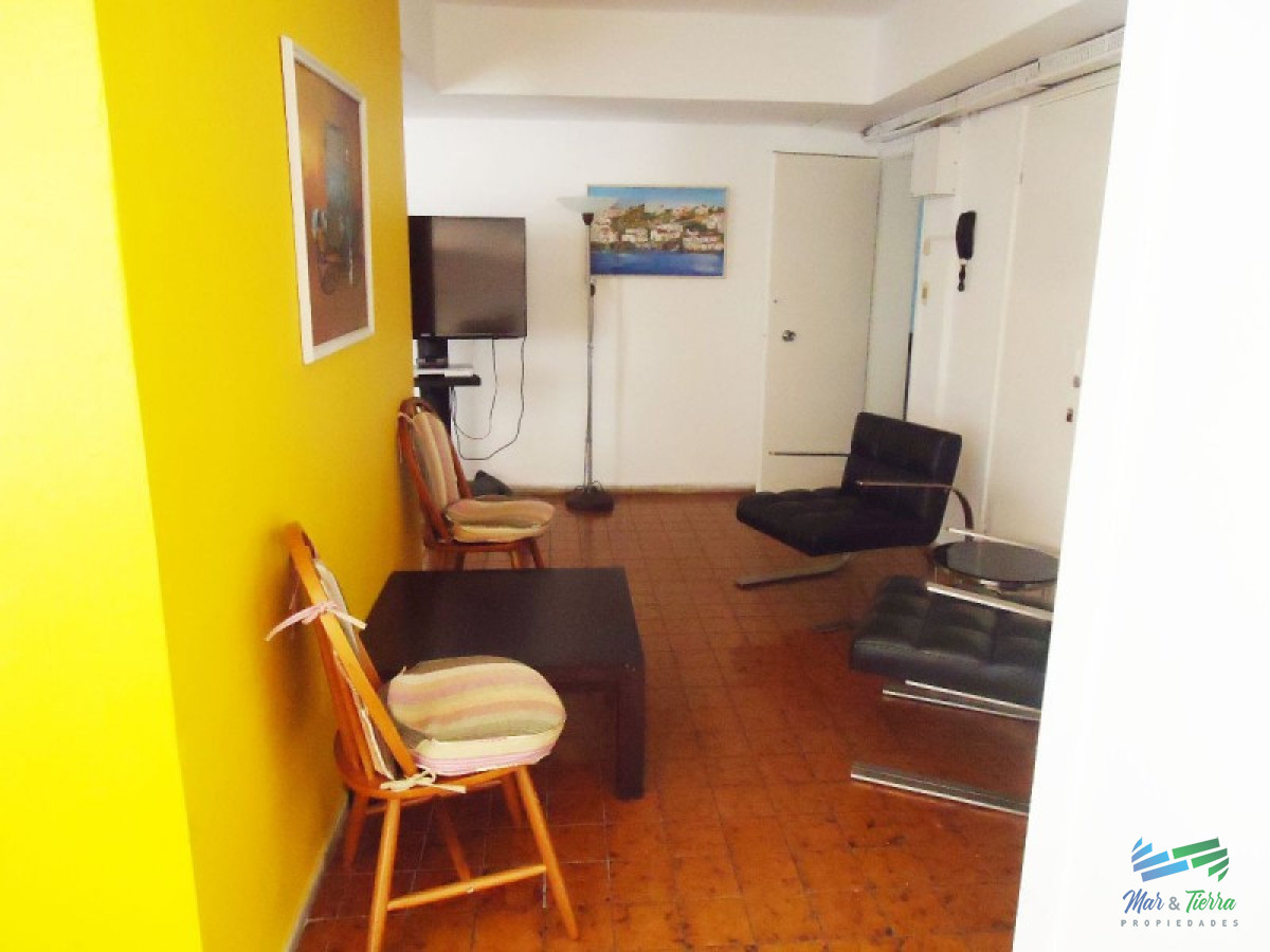 Apartamento ID.1513 - Dpto.reciclado, amplio y luminoso, con vistas de casi 360º.