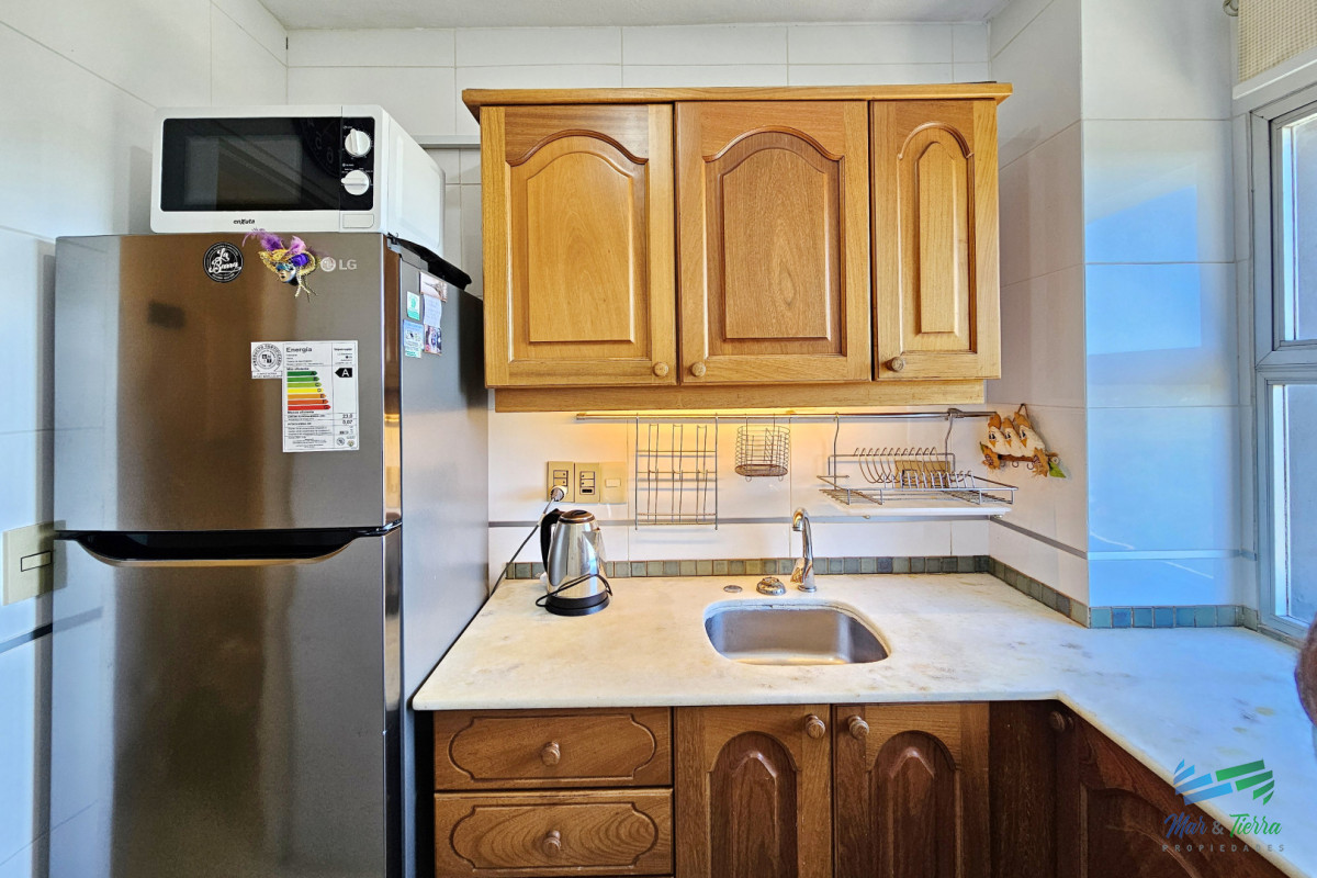 Apartamento ID.5524 - apartamento en alquiler invernal, sobre av.roosevelt, punta del este 