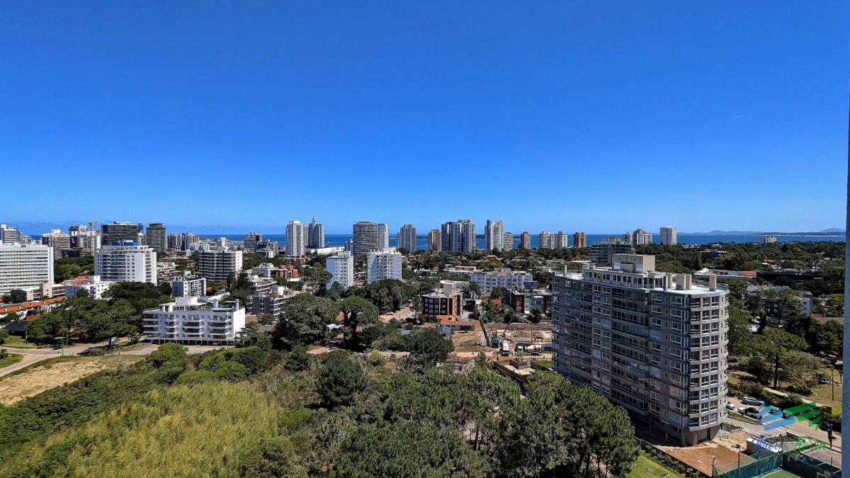 Apartamento ID.5658 - Alquiler baja temporada apartamento de 2 dormitorios en torre Ocean Drive Punta del Este