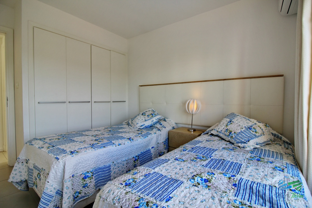 Apartamento ID.6 - En alquiler y venta... oportunidad.. torre de categoría.. a metros del mar!!!