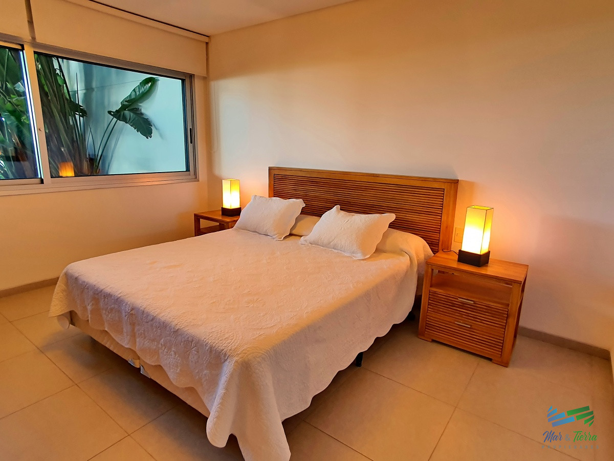 Apartamento ID.3062 - Vendo apartamento de 2 dormitorios y 3 baños. Rincón del Indio, Punta del Este.