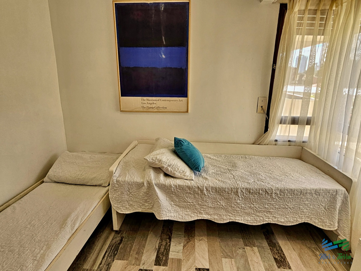 Apartamento ID.4621 - DEPARTAMENTO DE TRES DORMITORIOS EN VENTA, PUNTA DEL ESTE, BRAVA  