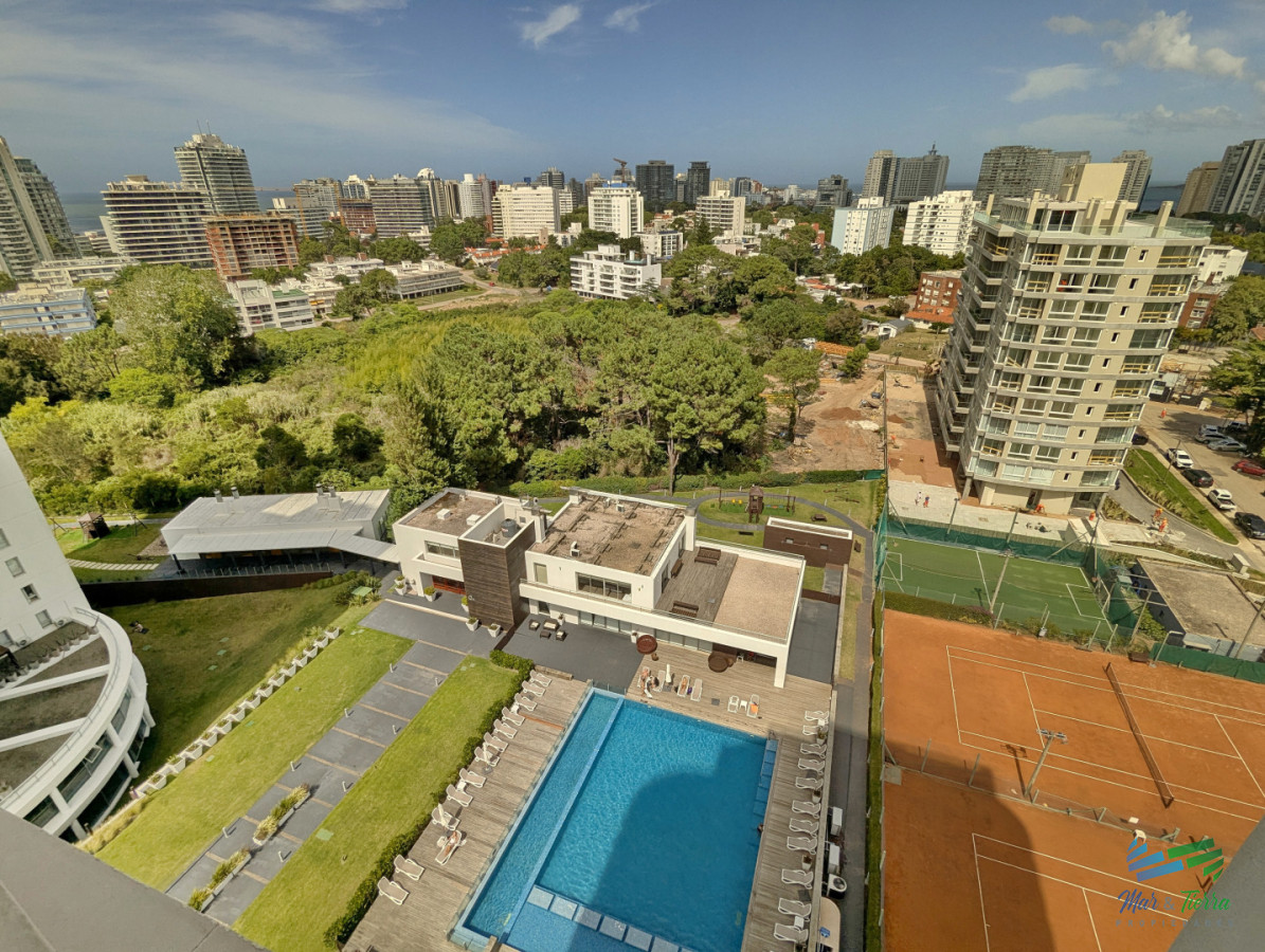 Apartamento ID.5703 - Alquiler en baja temporada en Ocena Drive Punta del Este, 3 dormitorios