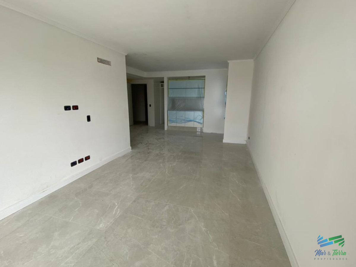 Apartamento ID.3576 - Vendo apartamento a estrenar, 2 dormitorios, excelentes servicios, playa mansa, Punta del Este