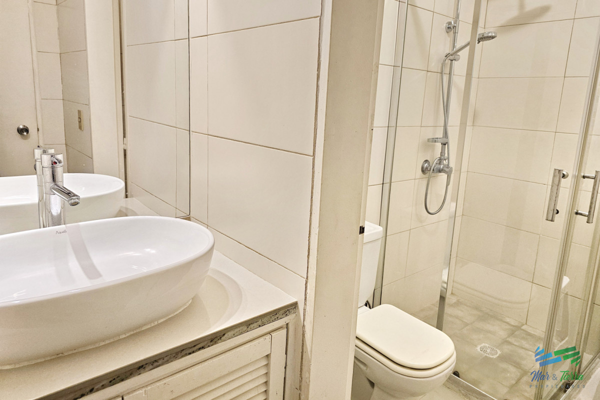 Apartamento ID.5524 - apartamento en alquiler invernal, sobre av.roosevelt, punta del este 