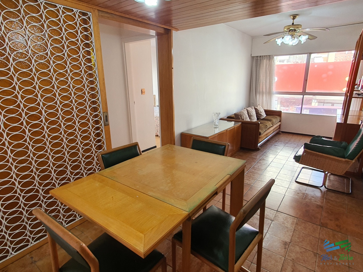 Apartamento ID.4436 - Venta de apartamento de 2 dormitorios en la península de Punta del Este 