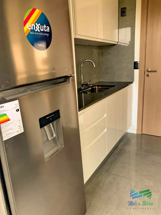 Apartamento ID.3276 - Alquilo anual apartamento de 2 dormitorios. Roosevelt, Punta del Este