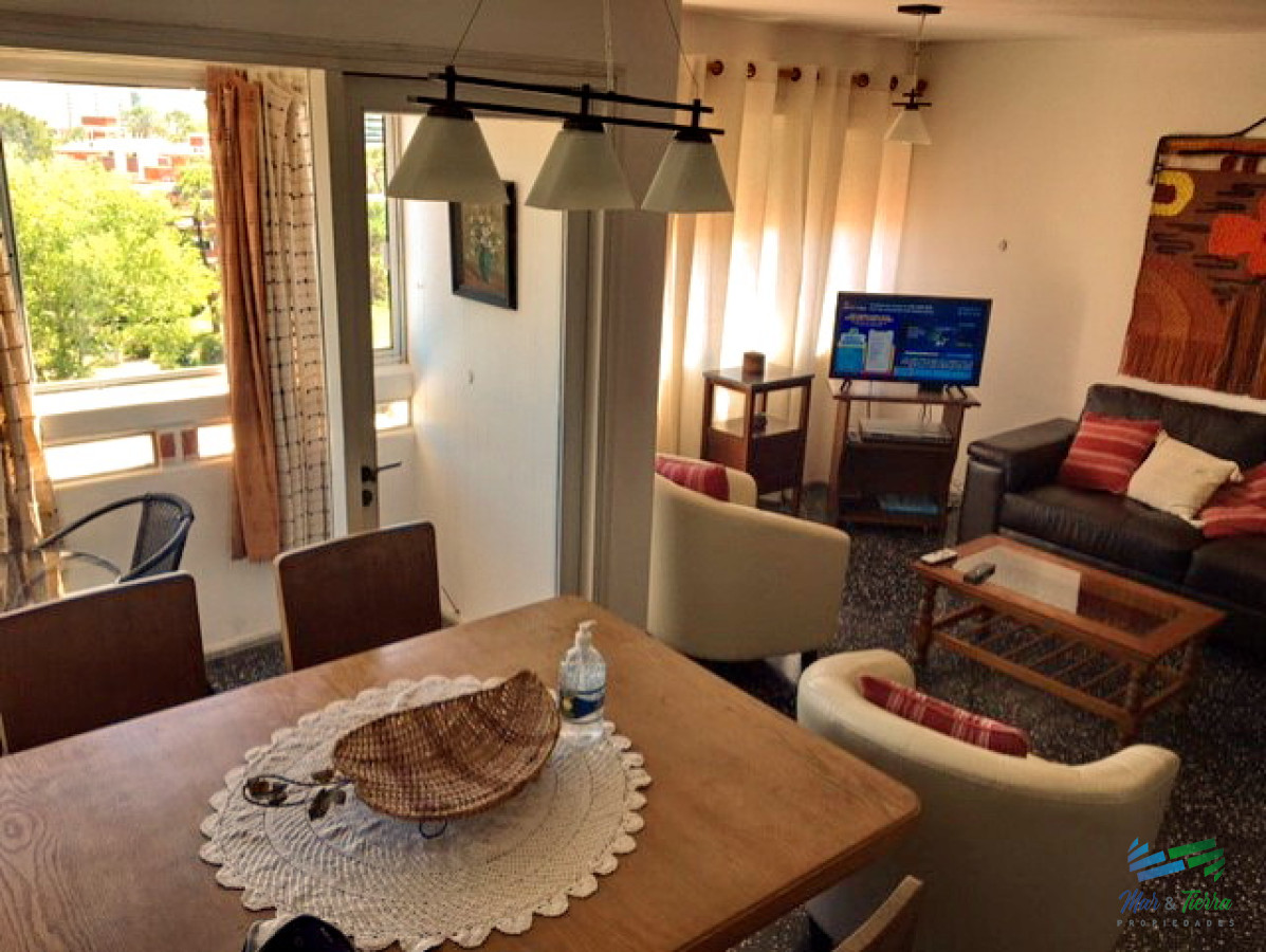 Apartamento ID.3358 - Vendo apartamento de 2 dormitorios. Aidy Grill, Punta del Este