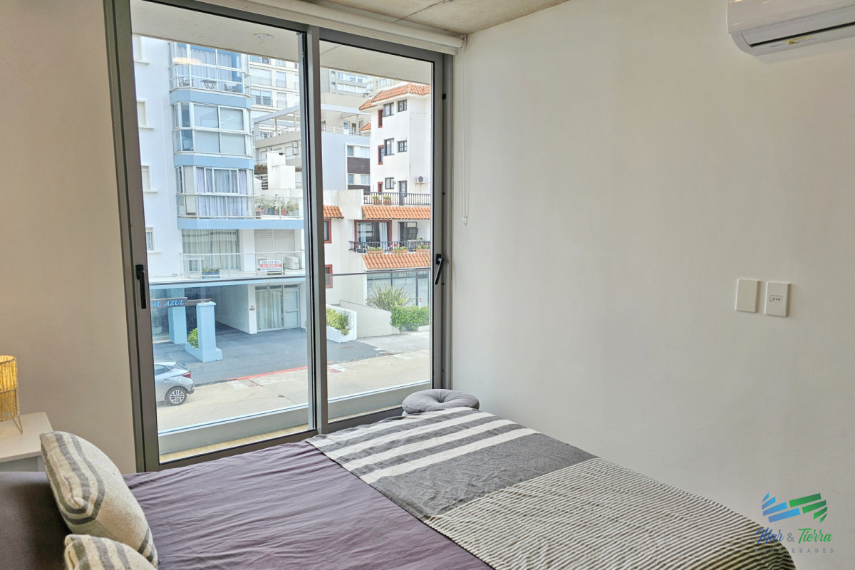 Apartamento ID.5007 - APARTAMENTO DISPONIBLE ALQUILER INVERNAL 2026, 1 DORMITORIO, EDIFICO MODERNO, PENÍNSULA, PUNTA DEL ESTE 