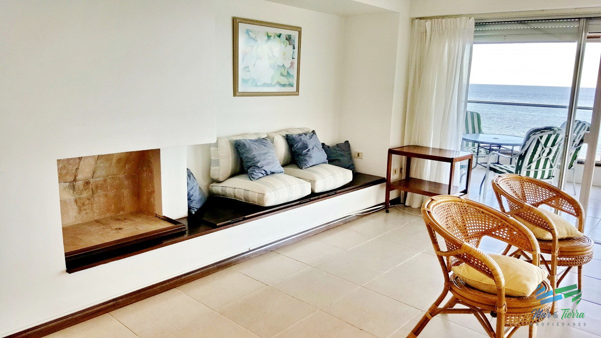 Apartamento ID.1243 - Vendo apartamento 3 dormitorios, frente al mar en Peninsula, Punta del Este