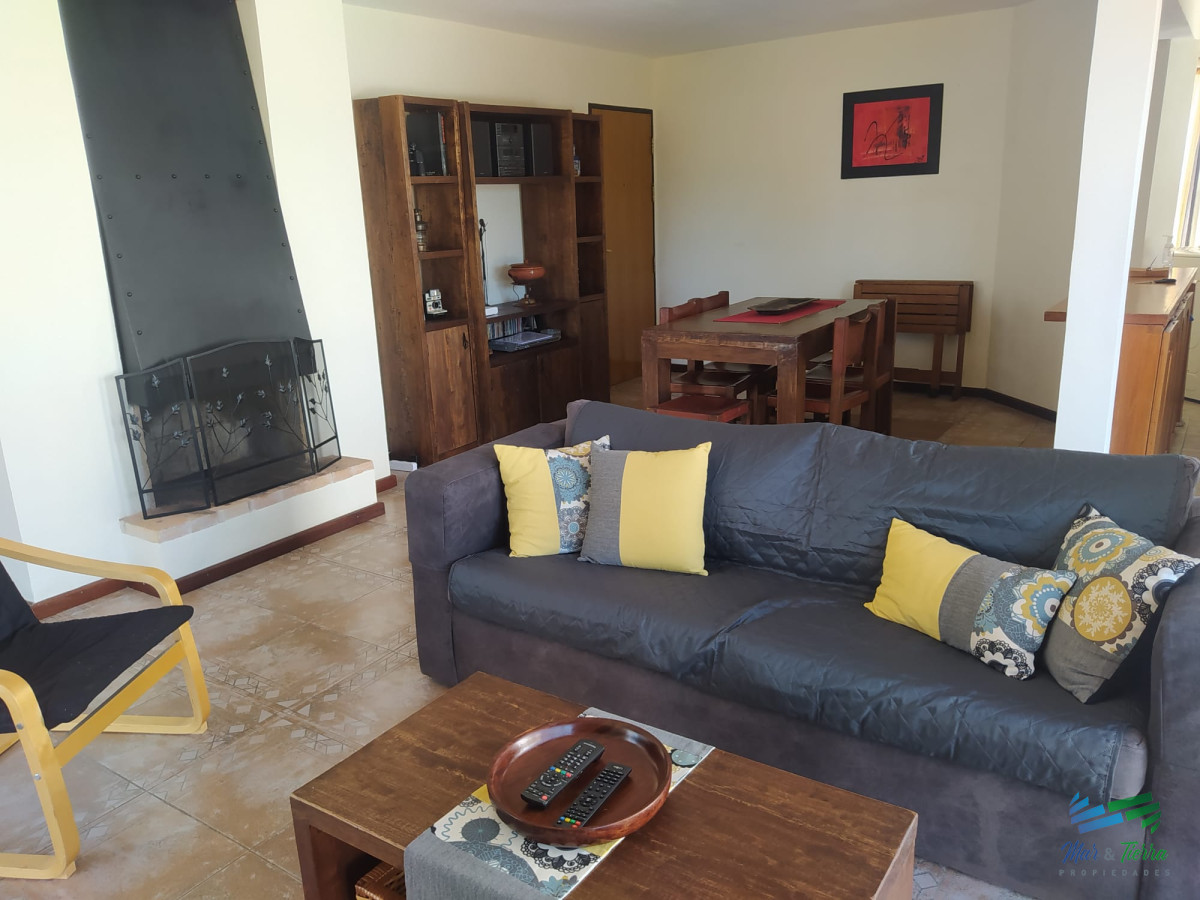 Apartamento ID.3747 - Apartamento tipo Penthouse de 3 dormitorios, Playa Mansa, Punta del Este