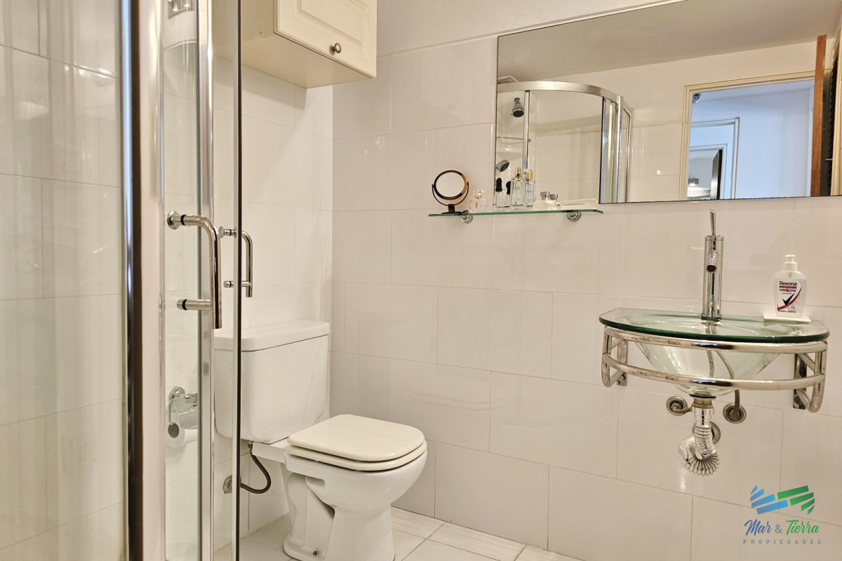 Apartamento ID.4619 - Venta de apartamento 2 dormitorios 2 baños en Peninsula de Punta del Este con impresionante vista