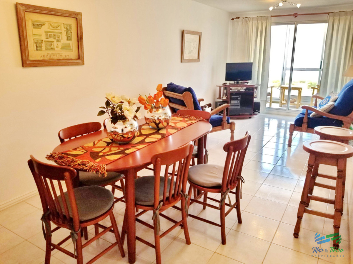 Apartamento ID.5891 - Venta apartamento 2 dormitorios 2 baños en parada 2 playa brava Punta del este 