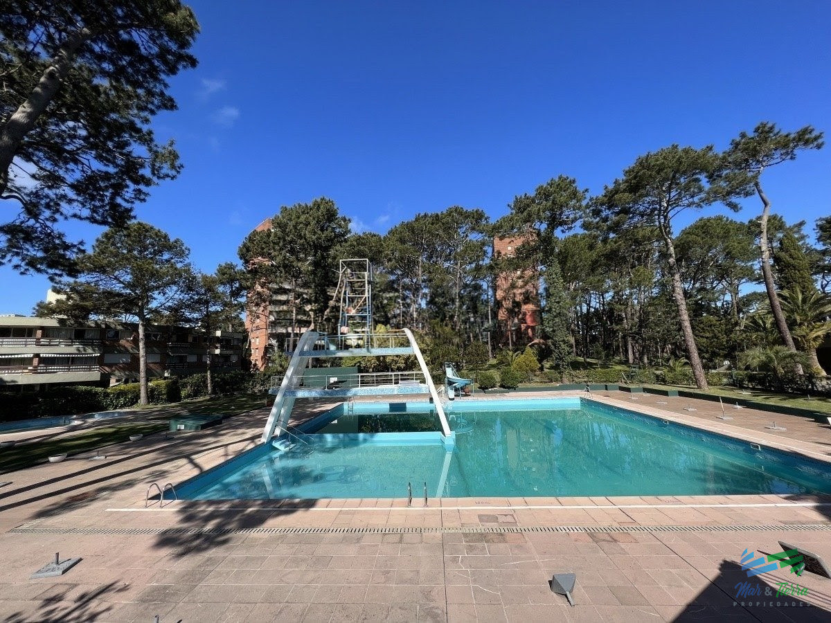 Apartamento ID.5684 - Venta de apartamento en Arcobaleno Punta del este 