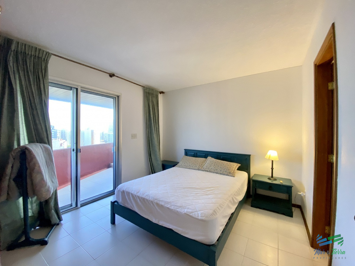 Apartamento ID.3279 - En venta , piso alto , con espectacular vista al mar!!!