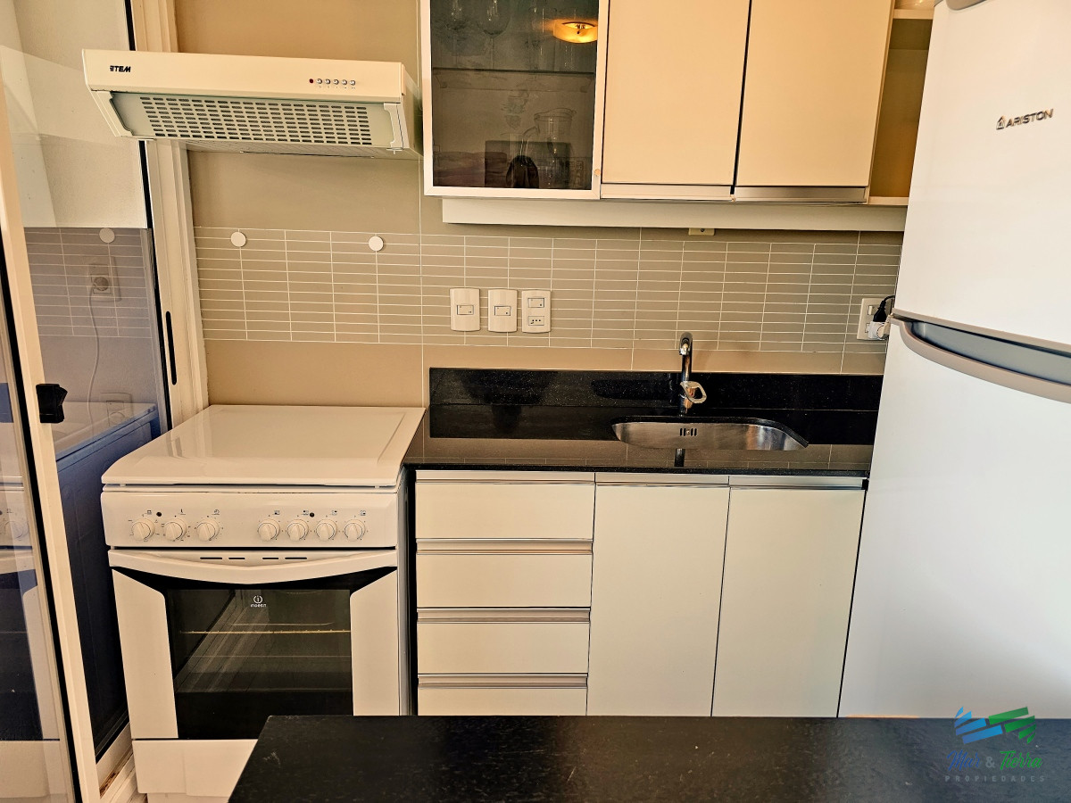 Apartamento ID.119 - En venta apartamento 1 dormitorio con servicios en Roosevelt, Punta del Este