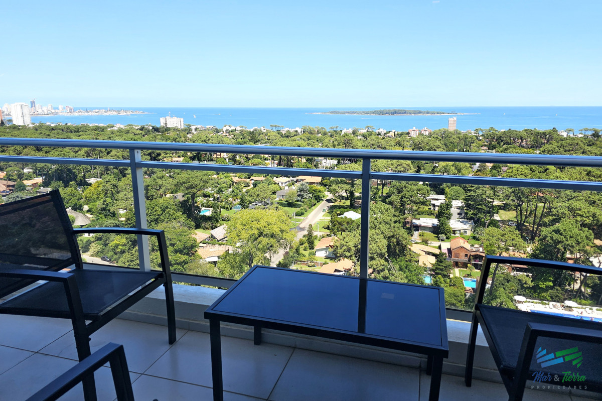 Apartamento ID.5049 - ALQUILER DE INVIERNO, 3 DORMITORIOS SOBRE AV ROOSEVELT, EDIFICIO CON SERVICIOS.