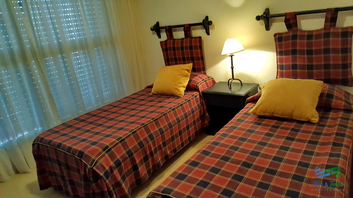 Apartamento ID.1243 - Vendo apartamento 3 dormitorios, frente al mar en Peninsula, Punta del Este