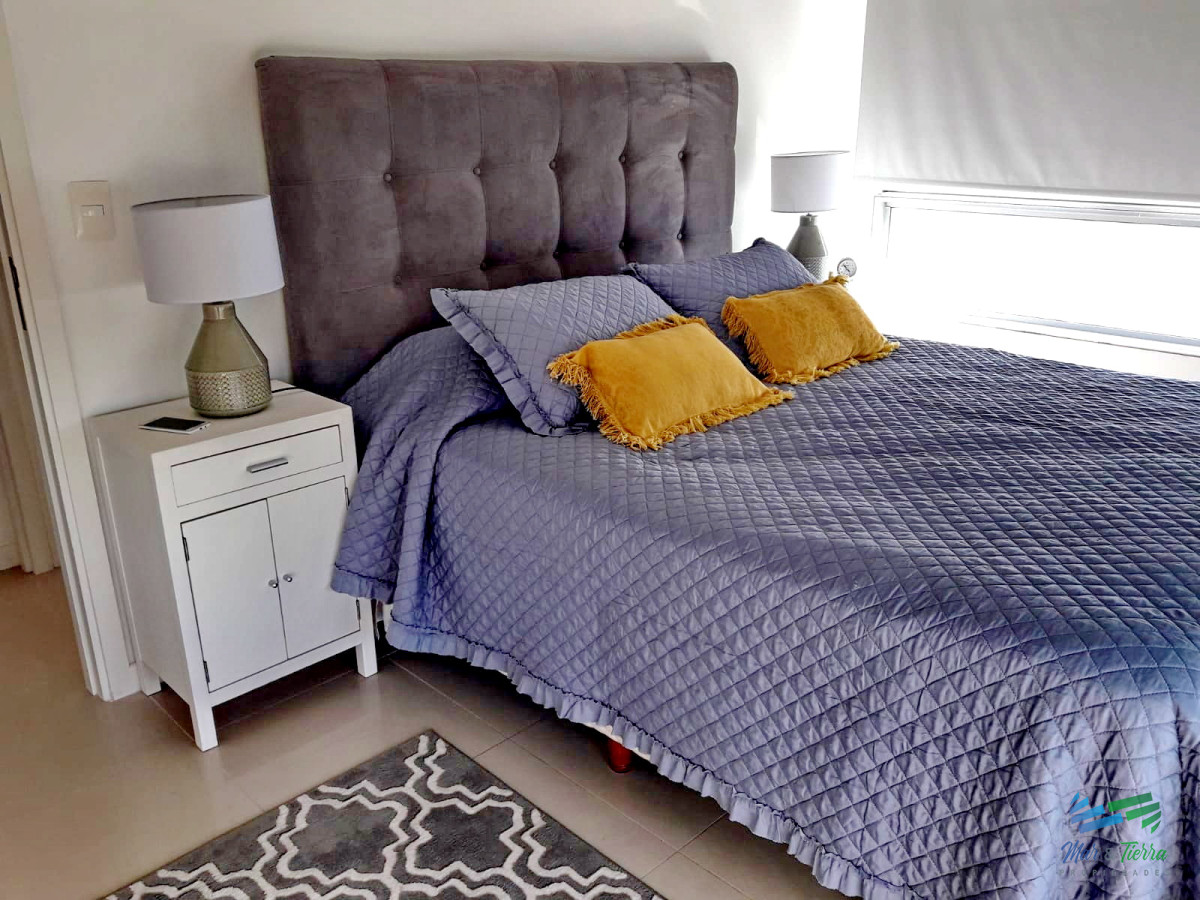 Apartamento ID.368 - Apartamento en Roosevelt, 2 dormitorios, edificio con servicios, temporada 2025 