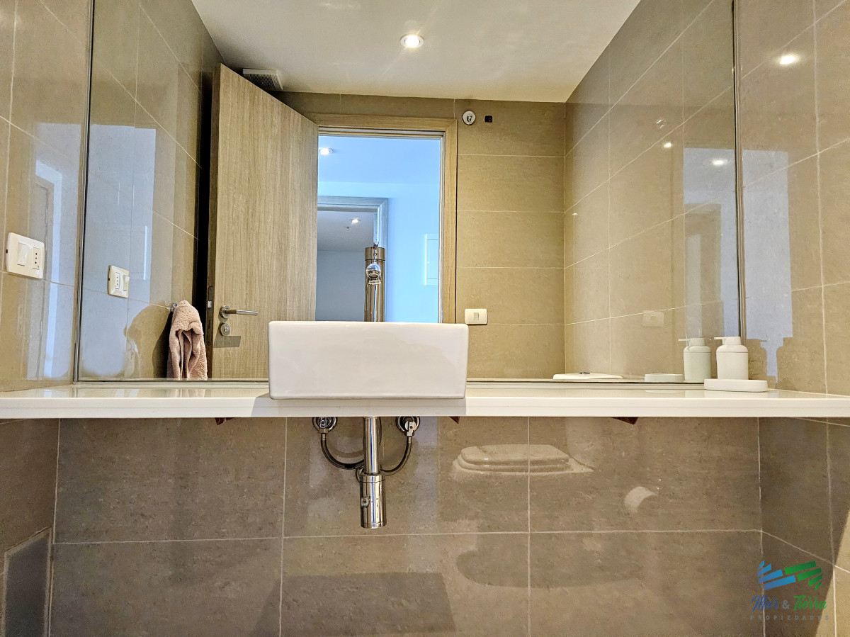 Apartamento ID.4953 - Venta de apartamento a estrenar de 1 dormitorio y medio en ONIX Punta del Este 
