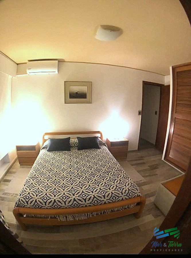 Apartamento ID.2742 - Vendo apartamento 3 dormitorios reciclado en Península, Punta del Este