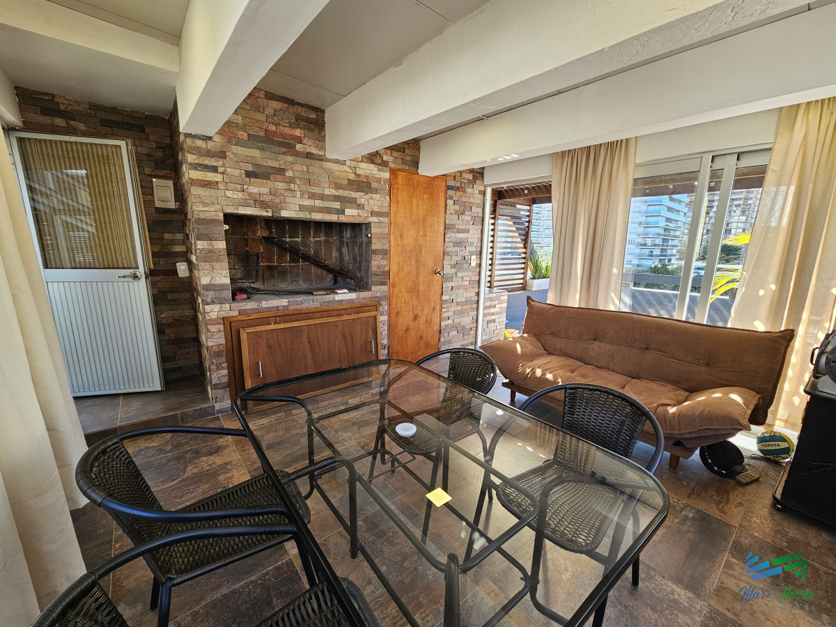 Apartamento ID.5171 - Venta de apartamento de 1 dormitorio 2 baños en la parada 2 de Punta del Este 