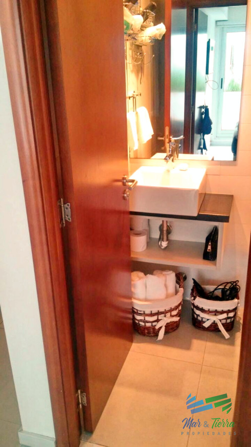 Apartamento ID.4911 - En venta apartamento 1 dormitorio con piscina en Peninsula, Punta del Este