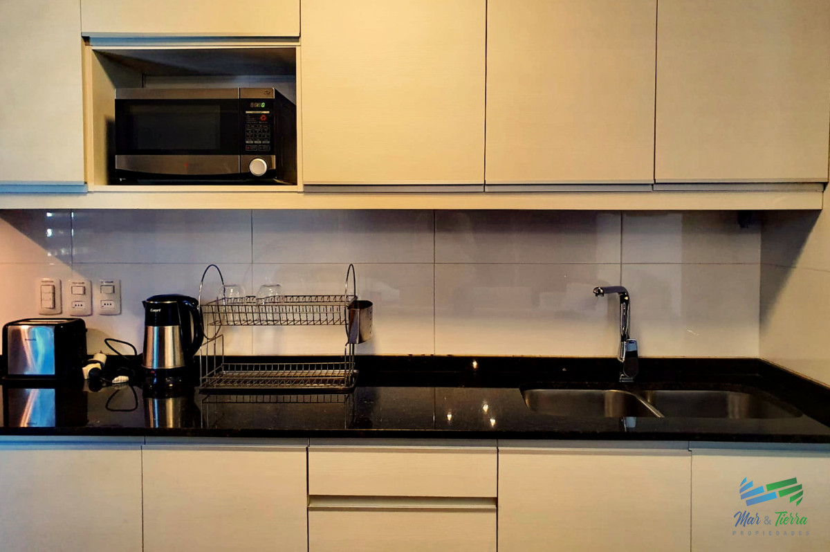 Apartamento ID.5083 - Venta de Apartamento 1 dormitorio sobre Roosevelt Punta del Este 