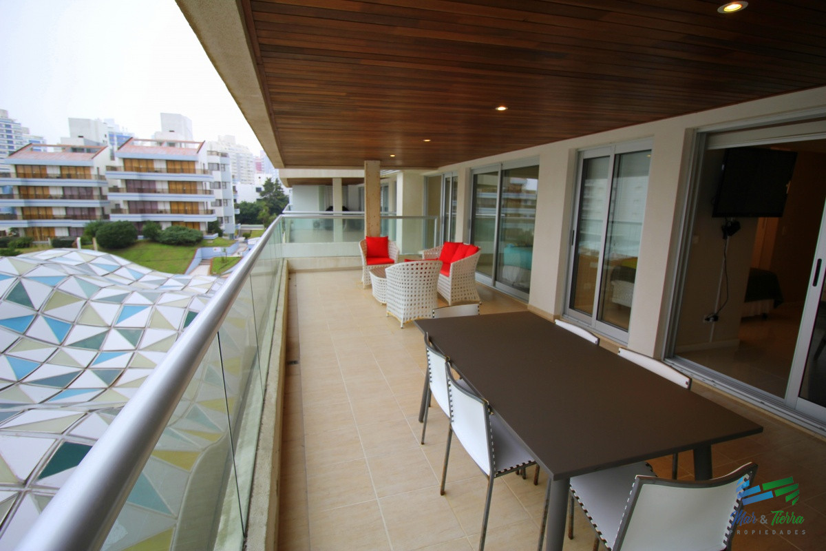 Brava - GoPunta - Portal Inmobiliario de Punta del Este - Maldonado