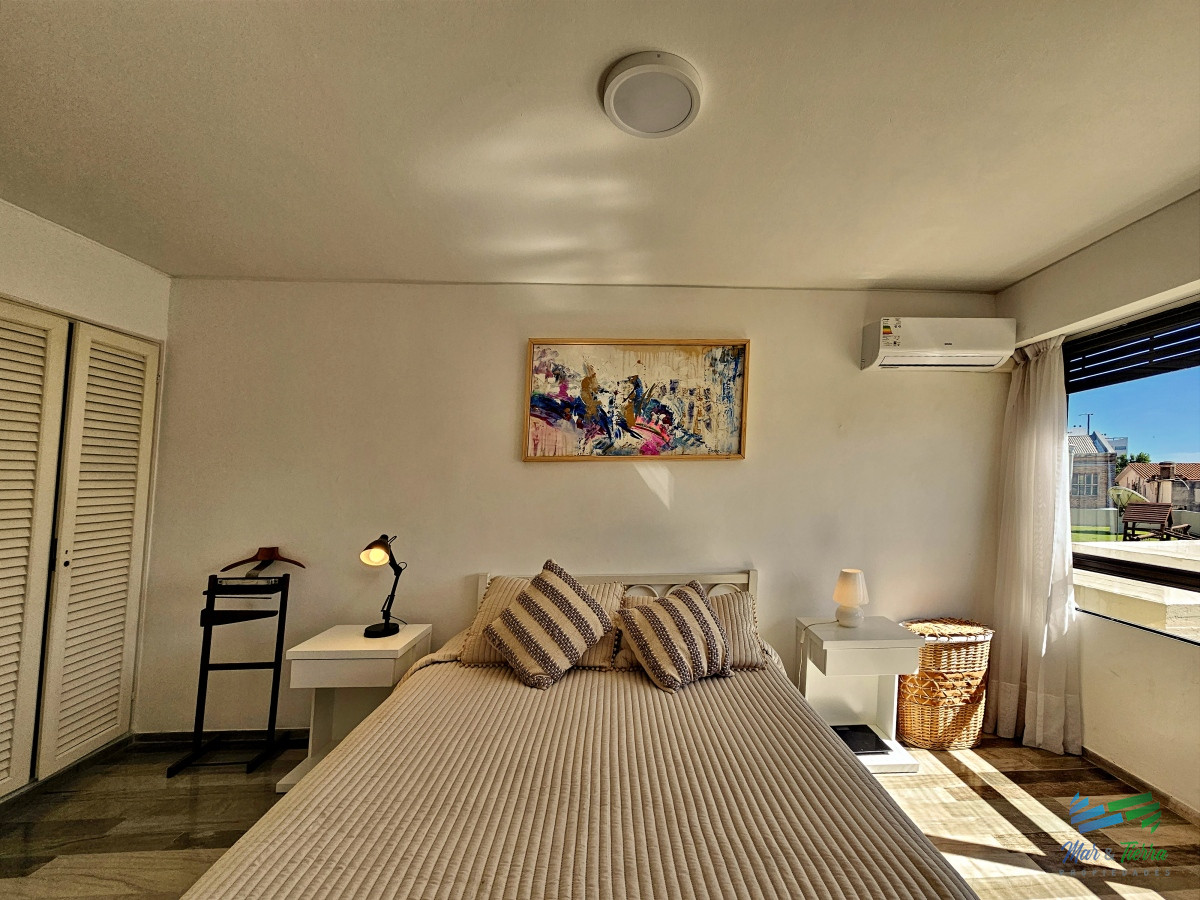 Apartamento ID.4621 - DEPARTAMENTO DE TRES DORMITORIOS EN VENTA, PUNTA DEL ESTE, BRAVA  