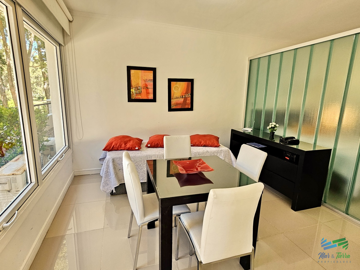 Apartamento ID.4469 - Venta de Monoambiente subdividido en Green Park Solanas Punta Ballena 