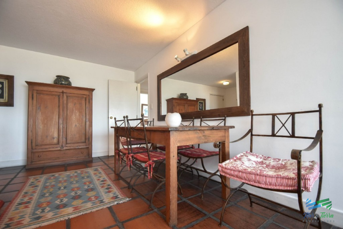 Apartamento ID.2457 - Apartamento de 3 dormitorios con vista al mar ,Punta del Este