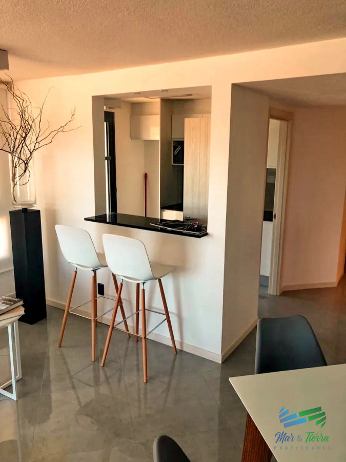 Apartamento ID.3276 - Alquilo anual apartamento de 2 dormitorios. Roosevelt, Punta del Este