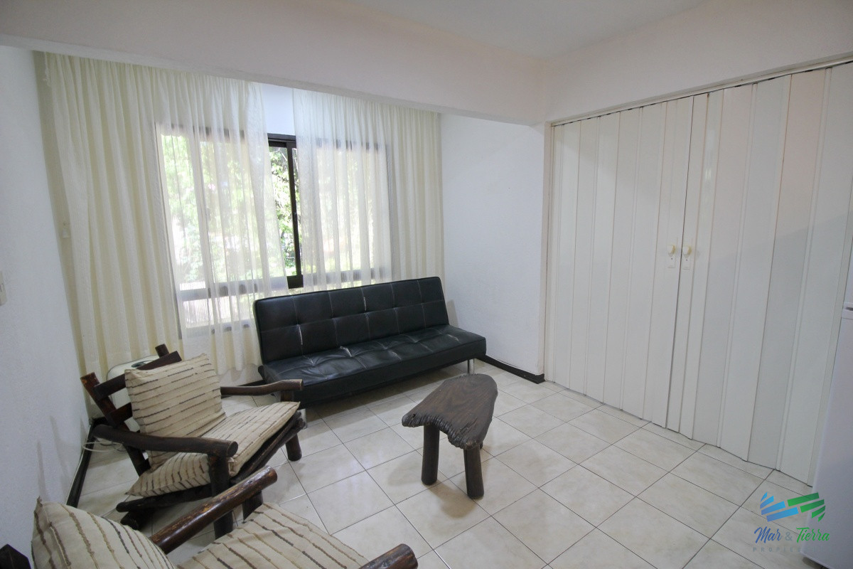 Apartamento ID.2345 - Vendo apartamento 1 dormitorio y garaje, cerca shopping, Punta del Este