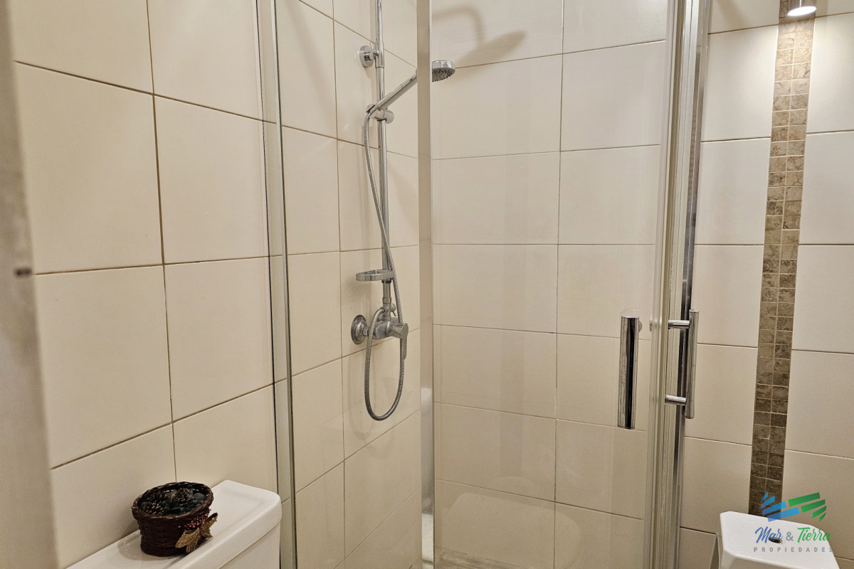 Apartamento ID.5524 - apartamento en alquiler invernal, sobre av.roosevelt, punta del este 