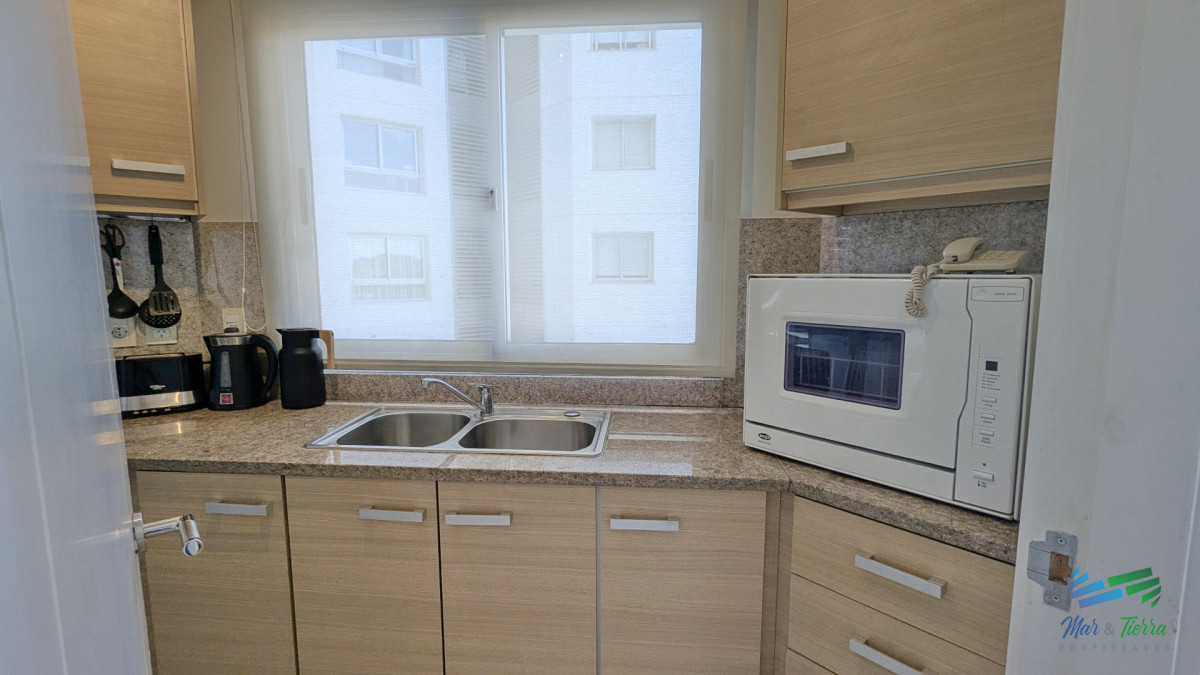 Apartamento ID.5704 - Alquiler apartamento 2 dormitorios en Ocea Drive Punta del Este