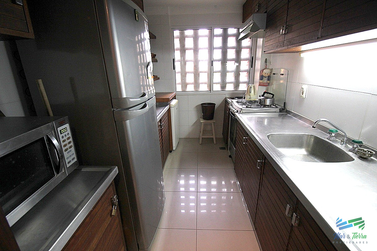 Apartamento ID.3948 - Vendo apartamento departamento 3 dormitorios 3 baños península Punta del Este