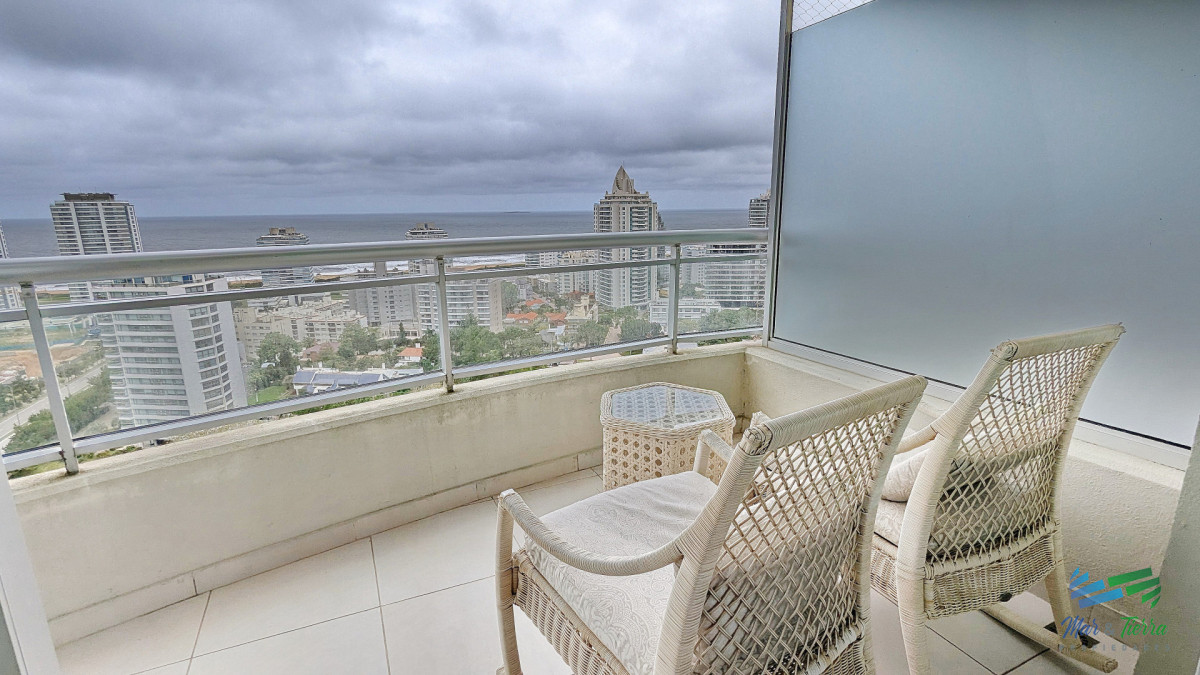 Apartamento ID.5707 - Venta y alquiler de apartamento de 2 dormitorios 2 baños vista panorámica