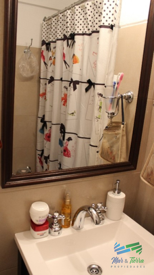 Apartamento ID.2302 - EN VENTA.. PISO ALTO CON VISTA AL PUERTO Y LA BRAVA !! MUY LUMINOSO