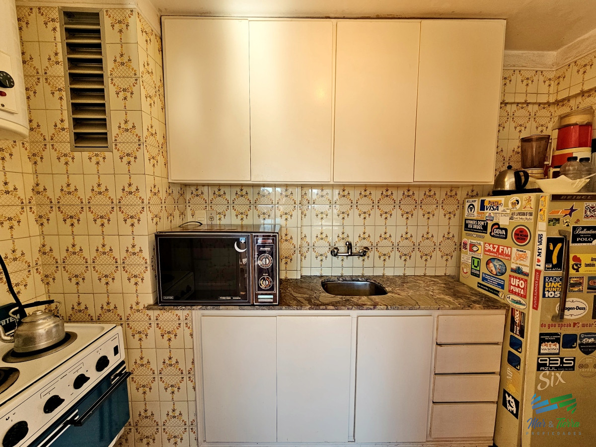 Apartamento ID.4488 - En venta apartamento 1 dormitorio con garaje en Peninsula, Punta del Este