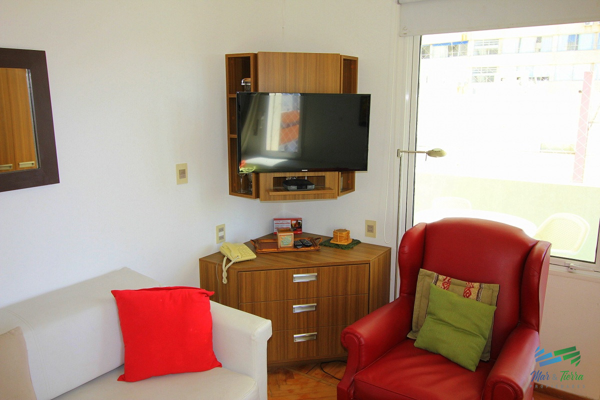 Apartamento ID.4201 - Venta de apartamento en la Península de Punta del este 1 dormitorio 1 baño reciclado