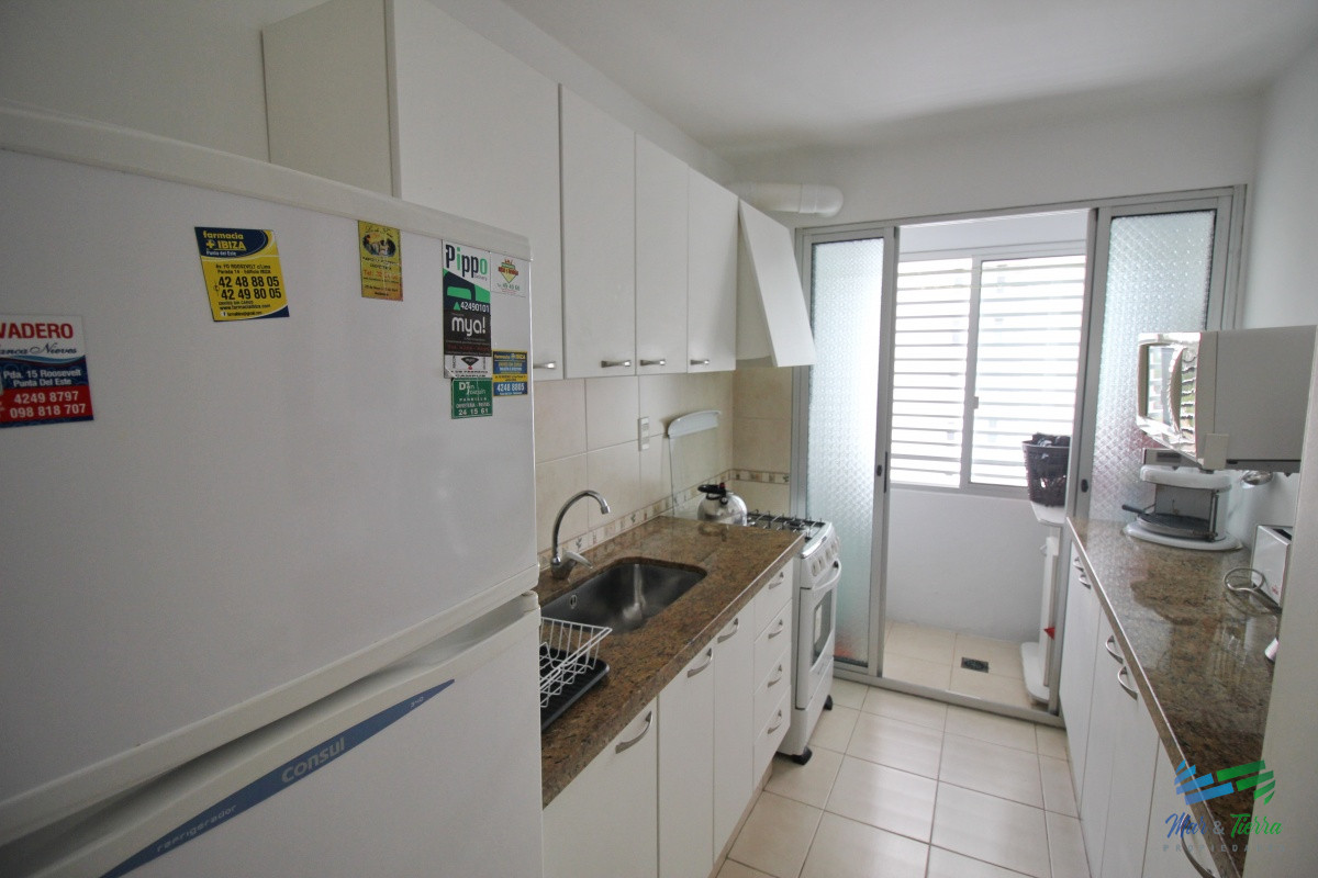 Apartamento ID.600 - En venta... Apartamento 3 dormitorios en Av. Roosevelt, Punta del Este
